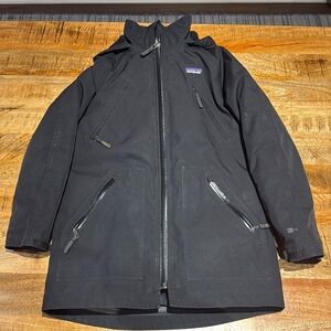 Patagonia jacket L 10-12 girl
